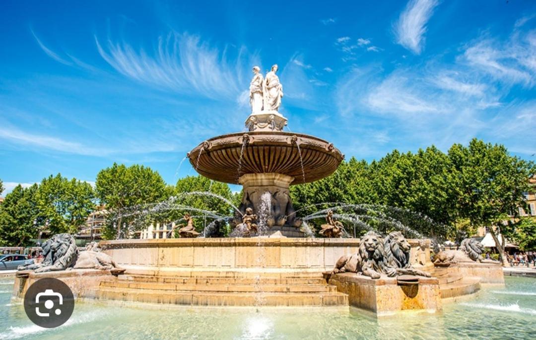 Superbe Appartement Avec Jardin Quart Mazarin Aix-en-Provence Buitenkant foto