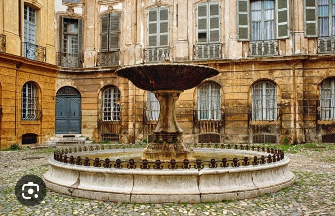 Superbe Appartement Avec Jardin Quart Mazarin Aix-en-Provence Buitenkant foto
